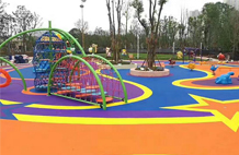 亞強(qiáng)體育施工案例:幼兒園塑膠場(chǎng)地